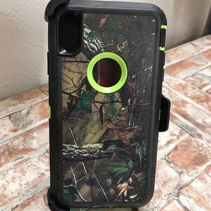 Iphone XS PRO MAX Rugged Camouflage Phone Case with Green Accents W/ Belt Clip